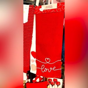 Red Embroidered Style Table Liner